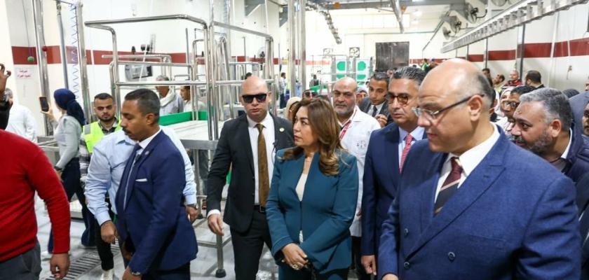 وزيرة التنمية المحلية والتموين ومحافظ القليوبية يفتتحون مجزر كفر شكر المطور بتكلفة 45 مليون جنيه