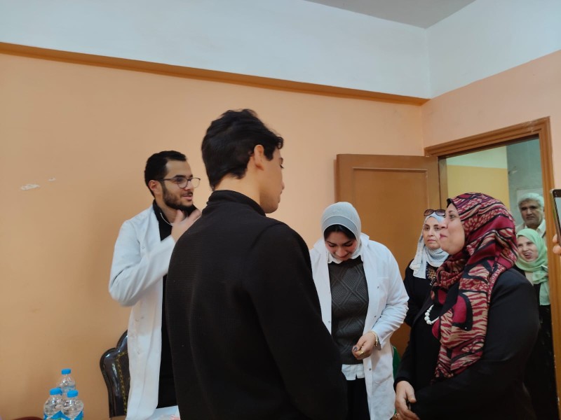 الدقهلية: تنفيذ أعمال قافلة طبية مجانية بدكرنس استفاد منها 400 مواطن