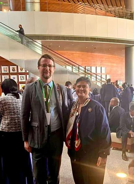 نميرة نجم تبحث مع بريطانيا الهجرة الأفريقية بوصفها أداة للتنمية لا تهديدًا أمنيًا.