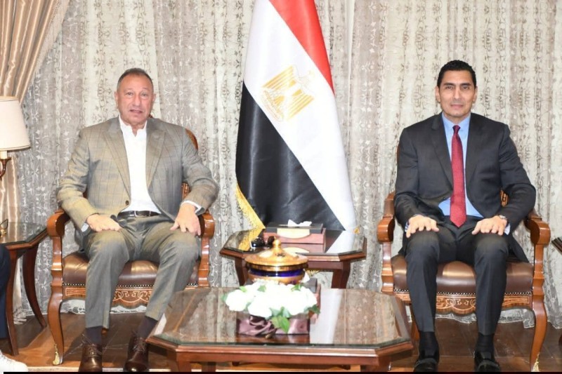 استقبال وزير الشباب والرياضة  لمجلس إدارة النادي الأهلي
