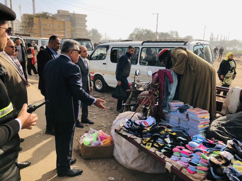 المحافظ في جولة مفاجئة بموقف سيارات جديلة بالمنصورة لليوم الثاني على التوالي