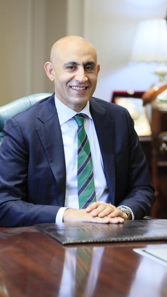 وزير التعليم يوجه المديريات بسرعة صرف كافة مستحقات معلمي الحصة