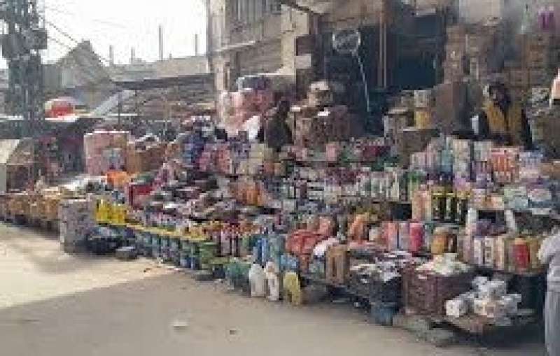 رمضان غزة.. ملامح حياة ”خجولة” في أسواقٍ أرهقها النزوح وأثقلها الفقد