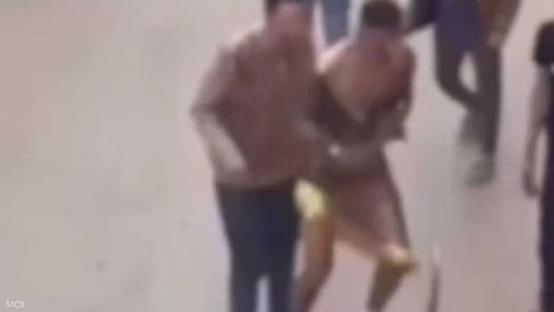 عملوله ميكب وحلقوله شعره.. أسرة فتاة تنتقم من شاب لارتباطه بابنتهم في الجيزة