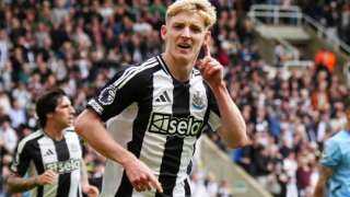 رباعية تكتب المجد.. جوردون ينضم لـ قائمة أساطير دوري أبطال أوروبا