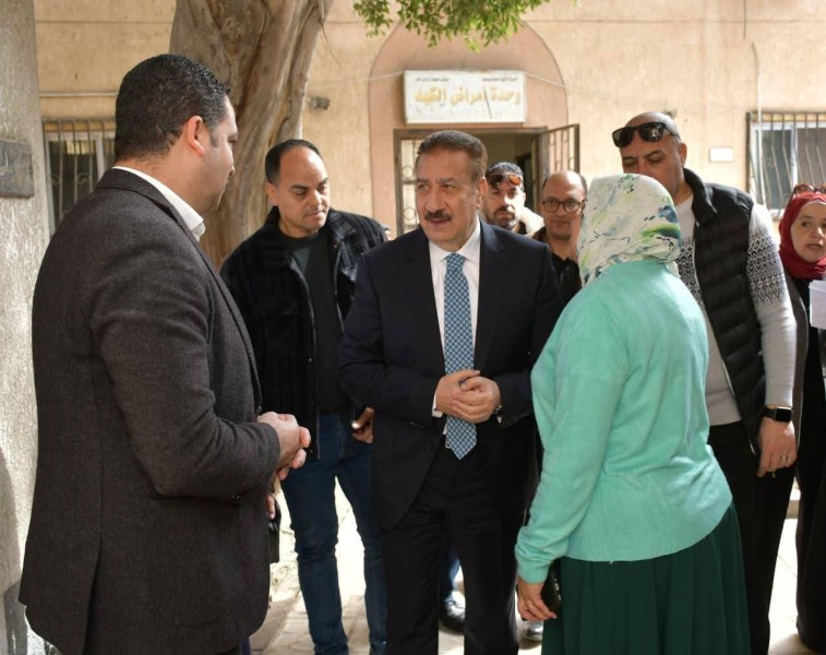 محافظ بورسعيد يقرر تحويل مخالفات مستشفى الحميات إلى التحقيق بعد تقرير الإدارة العامة للحوكمة