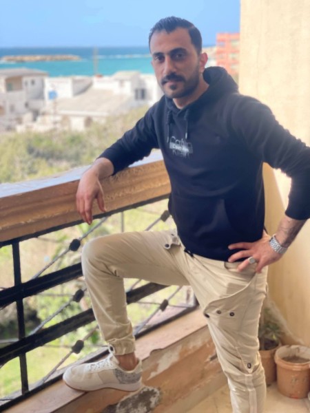 مقتل شاب على يد جاره بمنطقة الحضرة القبلية