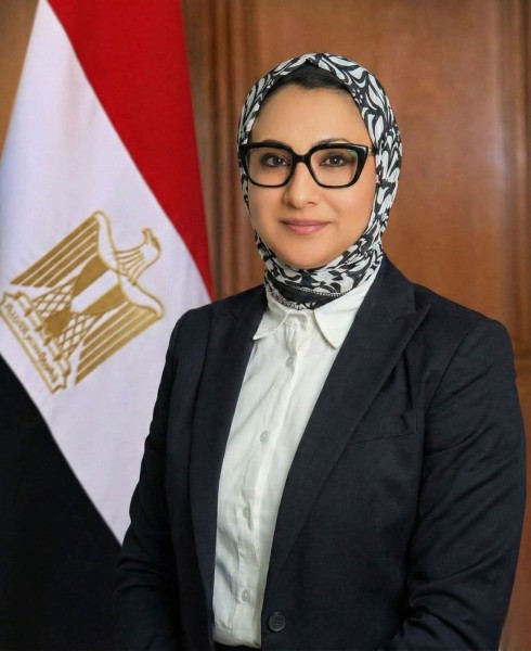 محافظ الوادي الجديد توجه بحظر نشر لافتات التهنئة بالميادين والشوارع