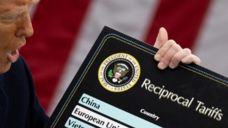 سنغافورة تطلب توضيحا أمريكيا بشأن التعريفة الجمركية العالمية الجديدة