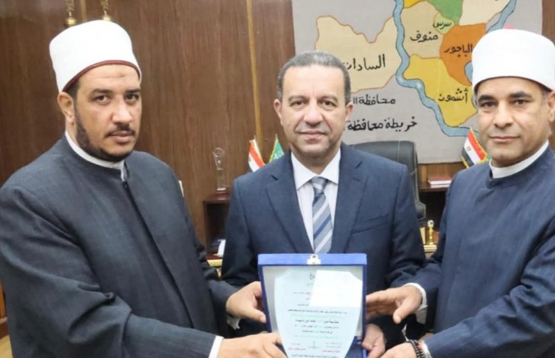 محافظ المنوفية استقبل رئيس الإدارة المركزية لمنطقة المنوفية الأزهرية لتهنئته بمنصبه الجديد