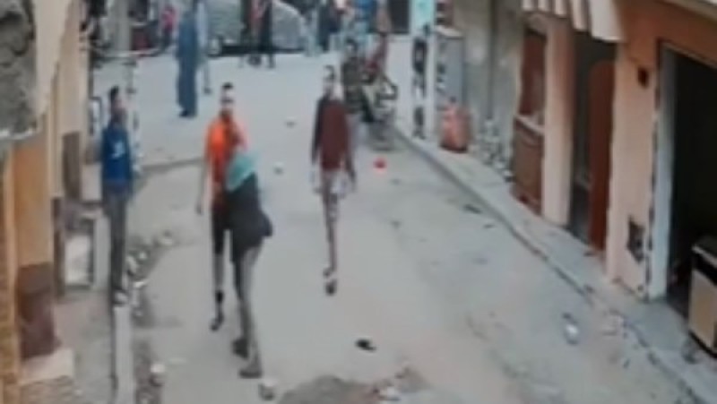 بلطجة نهارية تشعل شارع العبادي بعين شمس