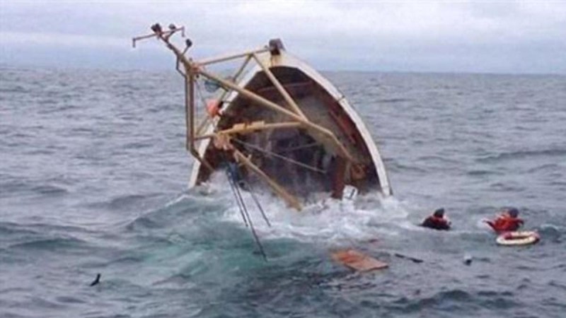 مصرع وفقدان 21 مصريا.. الخارجية تتابع حادث غرق مركب هجرة غير شرعية