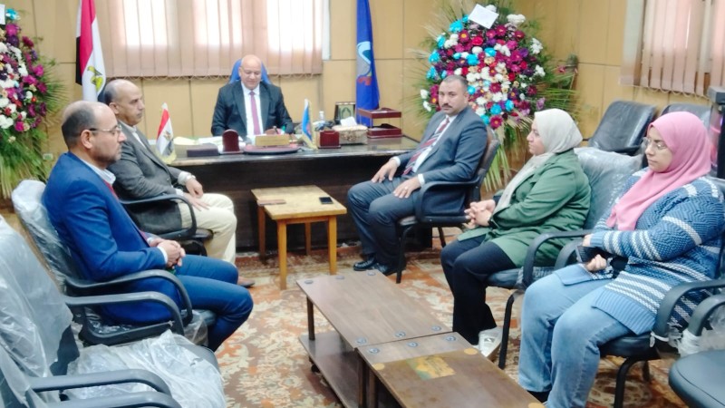 وكيل زراعة البحيرة يلتقى مسئولى التعاون الزراعي و فحص واعتماد التقاوى بالبحيرة