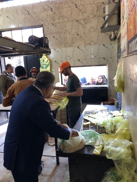 المحافظ في جولة مفاجئة على مخبز المحافظة ومخابز بالمنصورة ويتابع حملات التموين المكثفة على المخابز لضبط الأسواق وحماية الدعم