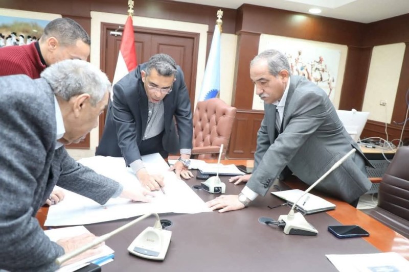 محافظ البحر الأحمر يقود خطة تطوير شاملة للغردقة لمواكبة مكانتها العالمية