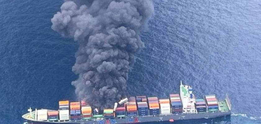 رويترز: مقتل 80 فردًا من طاقم سفينة حربية إيرانية هاجمتها غواصة أمريكية في سيريلانكا