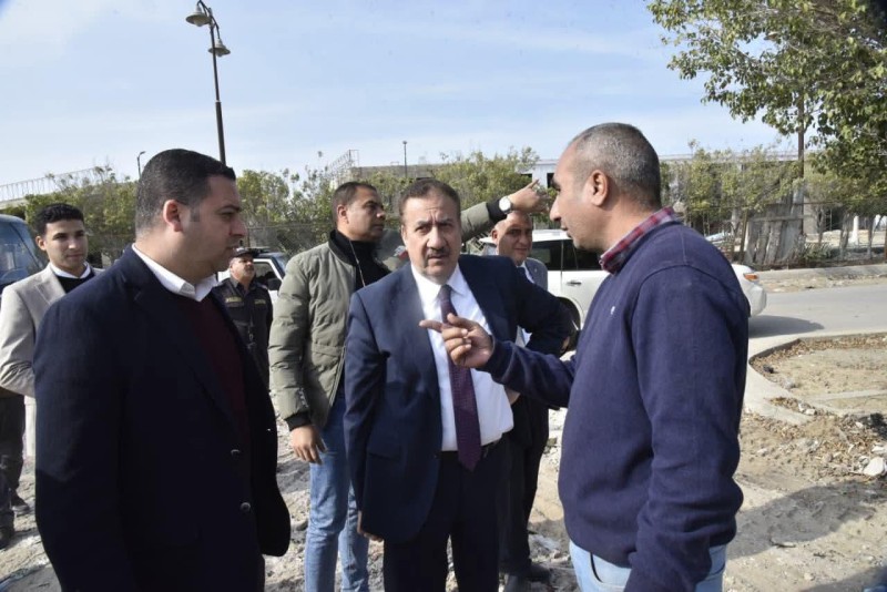 محافظ بورسعيد: استمرار أعمال إزالة الرتش من المناطق السكنية تباعًا ومتابعة مستمرة للارتقاء بالمظهر الحضاري