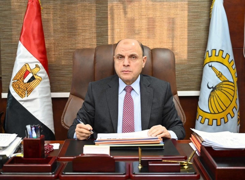 محافظ الغربية يتابع لليوم الثاني على التوالي الحملة المكبرة لإزالة بؤر تجمعات القمامة في حي أول طنطا