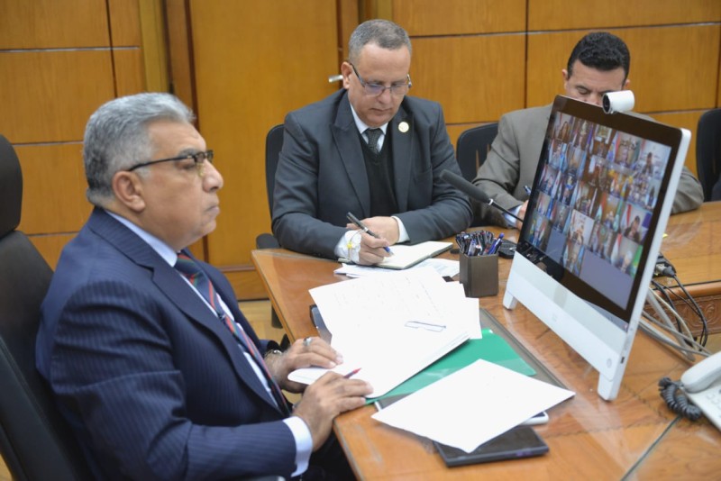 مشاركة محافظ الدقهلية في اجتماع مجلس المحافظين برئاسة رئيس مجلس الوزراء عبر الفيديو كونفرانس