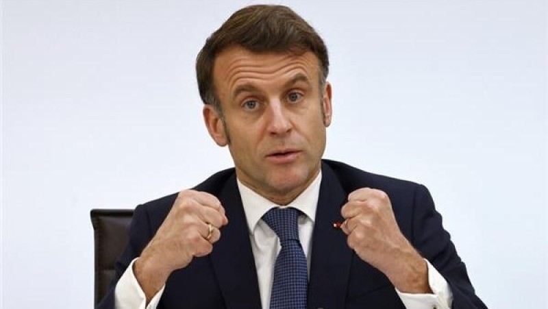 ماكرون يحذر: الشرق الأوسط على حافة تصعيد خطير قد يؤثر على الأمن الدولي وطرق التجارة
