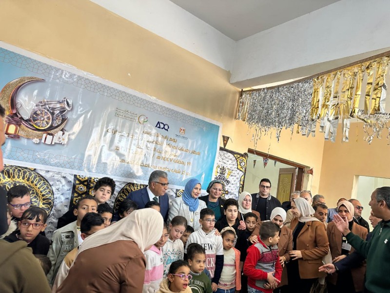 محافظ الدقهلية يتابع خدمات مركز التخاطب بمركز شباب بدواي برفقة وكيل وزارة الشباب والرياضة بالدقهلية