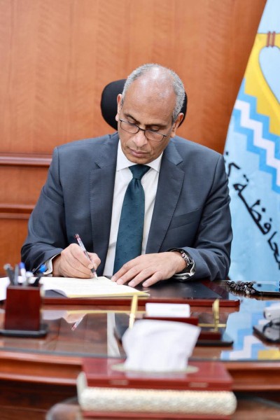 محافظ كفر الشيخ يعتمد التعريفة الجديدة لنقل الركاب