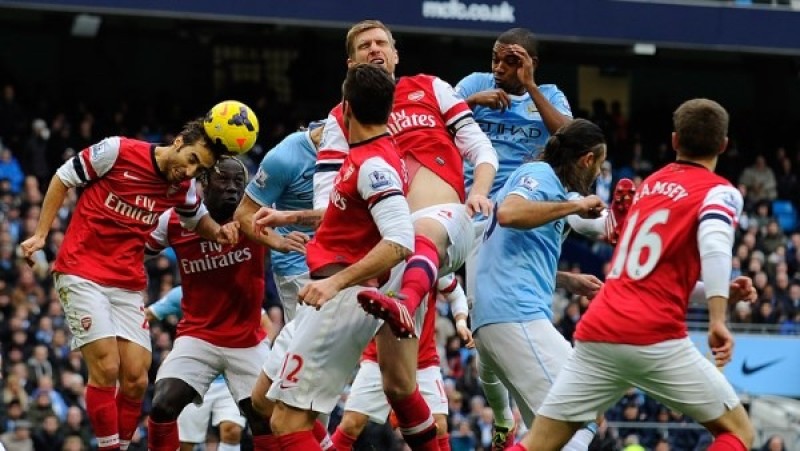 نجم مانشستر سيتي يتوج بجائزة لاعب الشهر في الدوري الانجليزي