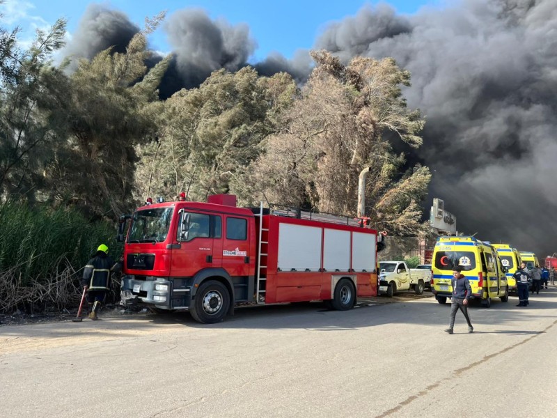 الدقهلية: تفاصيل حول نشوب حريق نشب حريق بمصنع عقل بمدينة طلخا