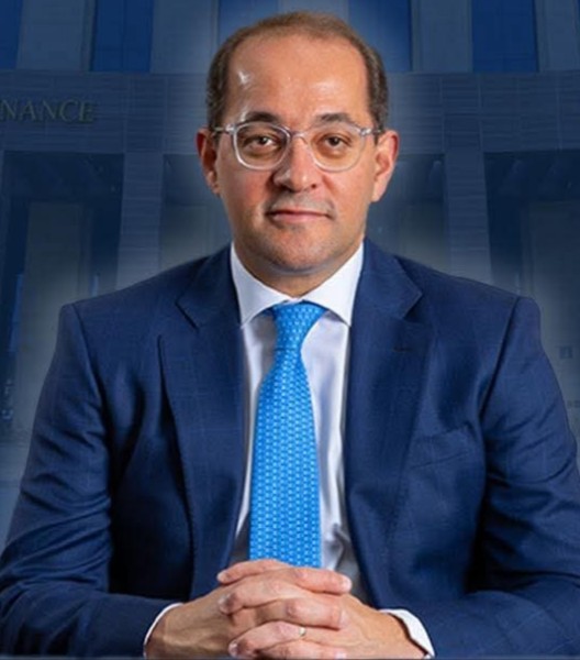 متابعة وزير المالية تنفيذ حزمة الحماية الاجتماعية