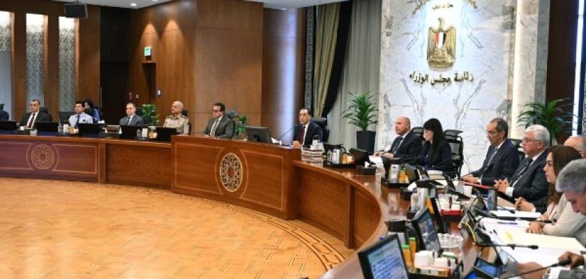 حقيقة رفع الحد الأدنى للأجور إلى 10 آلاف جنيه