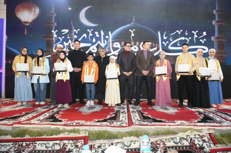محافظ الدقهلية يشهد حفل تكريم حفظة القرآن الكريم بقرية منشأة عبدالرحمن بدكرنس ويكرم 80 من الفائزين