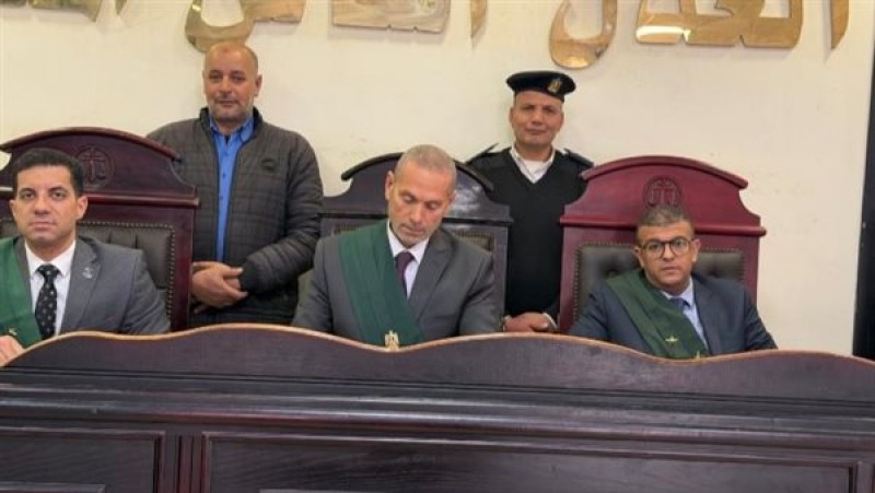 المحكمة تبرئ عاملًا من تهمة الاختلاس وتكشف عن فوضى إدارية