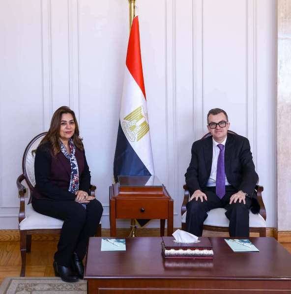 وزيرا ”التخطيط” و”التنمية المحلية والبيئة” يناقشان الموقف التنفيذي لخطة 2025/2026 والملامح الاستثمارية للعام الجديد