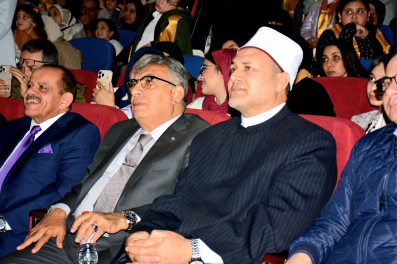 محافظ الدقهلية شهد حفل تكريم الفائزين في المسابقة القرآنية الكبرى بنادي جزيرة الورد تحت عنوان ”دولة التلاوة ”