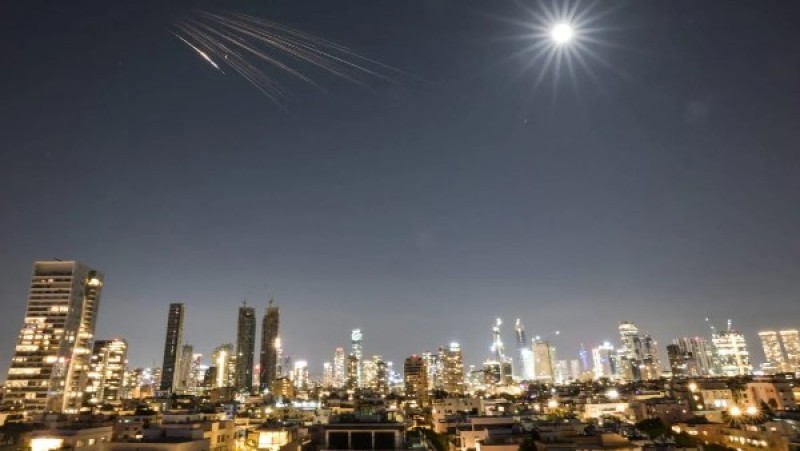 الصواريخ العنقودية الإيرانية تبرز هشاشة الدفاعات الإسرائيلية