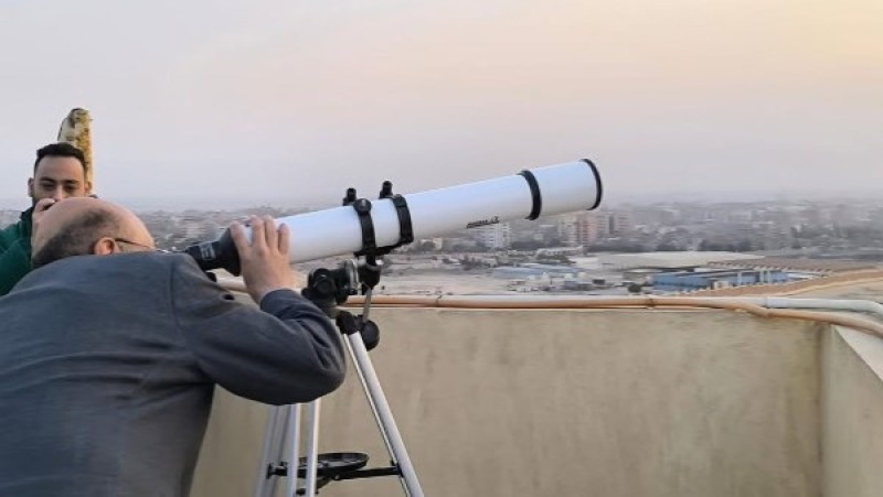 ظروف جوية غير مستقرة.. طقس اليوم يقلل فرص رؤية هلال عيد الفطر