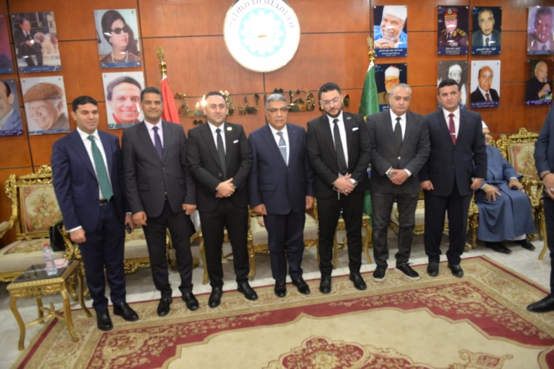 محافظ الدقهلية يستقبل المهنئين بعيد الفطر المبارك .. ويبعث بخالص التهاني لأهالي الدقهلية