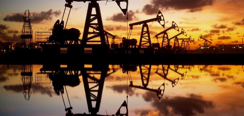 وزير الطاقة الأمريكي: النفط الإيراني يصل إلى الموانئ خلال 3 أيام