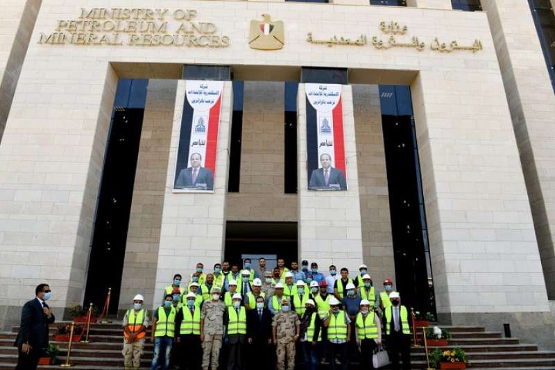 بعد إجازة العيد.. وزارة البترول تضع ضوابط العمل عن بُعد