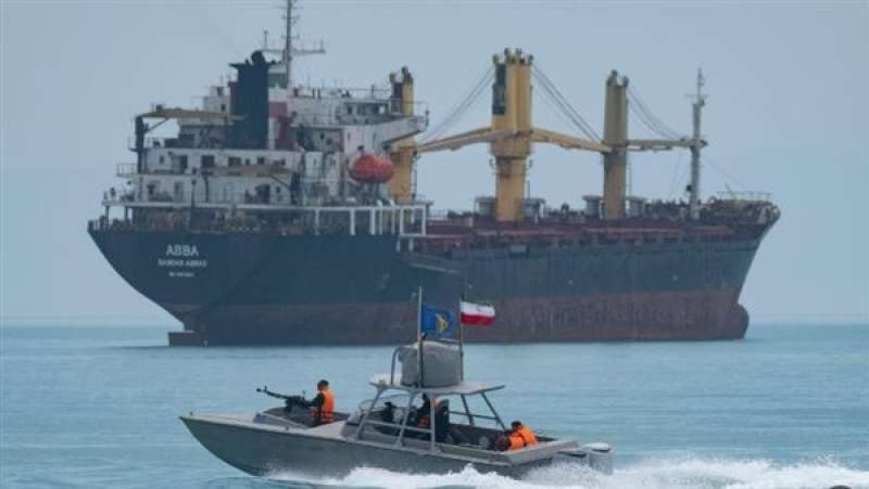 الناتو يستبعد التدخل العسكري المباشر في مضيق هرمز