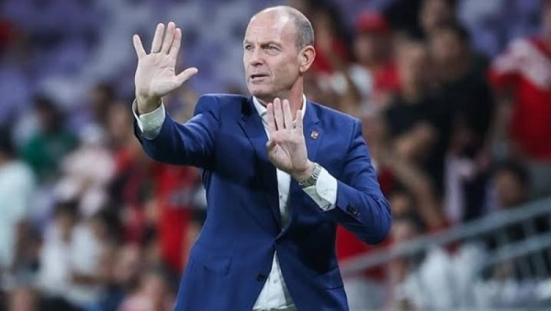 مبلغ خيالي.. كم تبلغ فاتورة إقالة ييس توروب من تدريب الأهلي؟