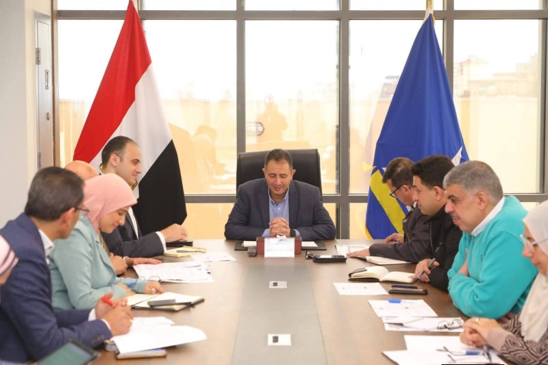 محافظ دمياط يعقد اجتماع لمناقشة الموقف الخاص لملف تقنين أراضى الدولة