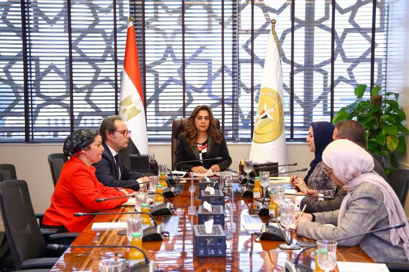 د. منال عوض تتابع تحضيرات استضافة الإسكندرية لاجتماع ”اتفاقية برشلونة” لحماية البحر المتوسط