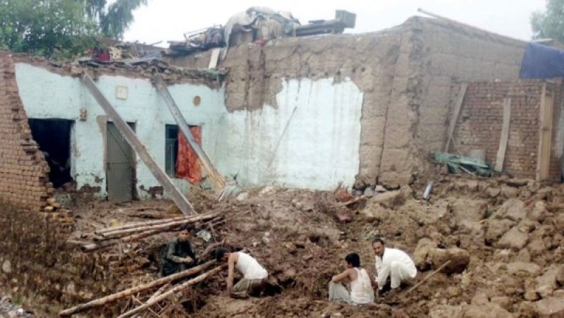 ارتفاع حصيلة ضحايا الأمطار الغزيرة بباكستان إلى 73 قتيلا ومصابا