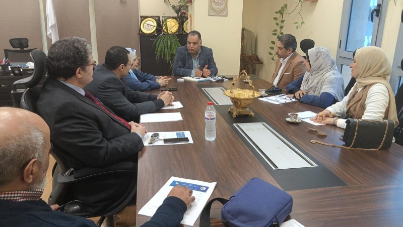 محافظ الدقهلية:اجتماع تنسيقي بين مستشفيات جامعة المنصورة ومديرية الشئون الصحية بالدقهلية