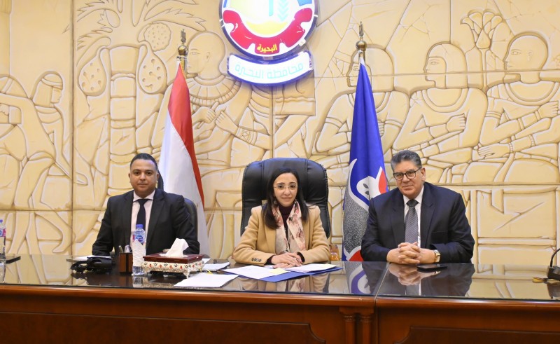 محافظ البحيرة تناقش مع النواب احتياجات المواطنين وجهود التنمية وسبل تحسين الخدمات بمختلف القطاعات