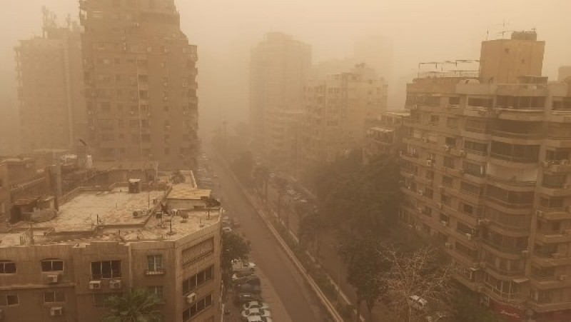 أمطار غزيرة وسحب رعدية.. متى تنتهي التقلبات الجوية ويتحسن الطقس؟