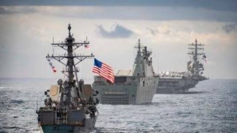 واشنطن تجلي 1500 عسكري وعائلاتهم ومئات الحيوانات الأليفة من قاعدة الأسطول الخامس