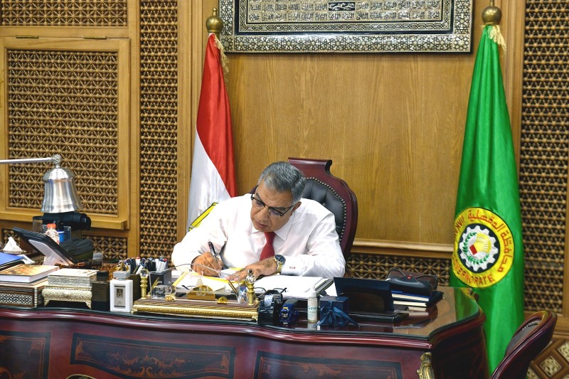 محافظ الدقهلية يقرر تطبيق نظام العمل عن بُعد يوم الأحد أسبوعيًا لمدة شهر