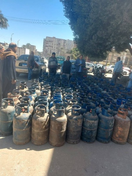 تموين المنيا: تحرير 3736 مخالفة تموينية وضبط كميات كبيرة من السلع خلال حملات مكثفة على الأسواق والمخابز فى مارس الماضى